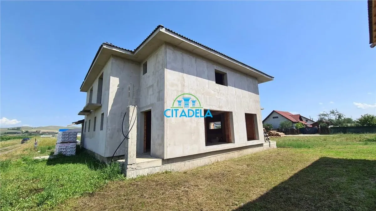 Casă 4 camere Alba Iulia - poza 1