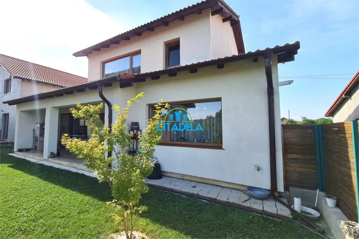 Casă 4 camere Alba Iulia - poza 1