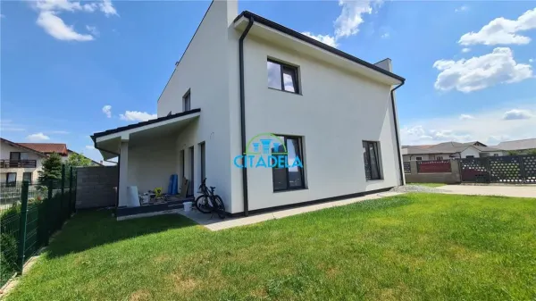 Casă 4 camere Alba Iulia - poza 1