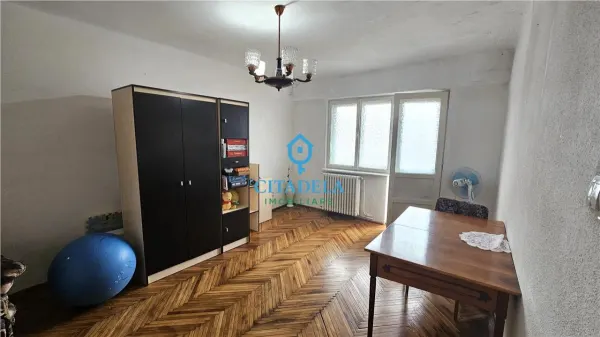 Apartament 4 camere Alba Iulia - poza 1