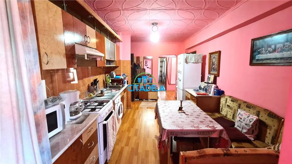 Apartament 3 camere Alba Iulia - poza 1
