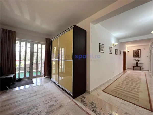 Casă 10 camere Târgu Neamț - poza 8