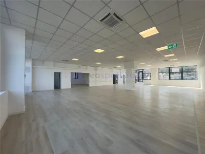 Spațiu comercial Iași - poza 3