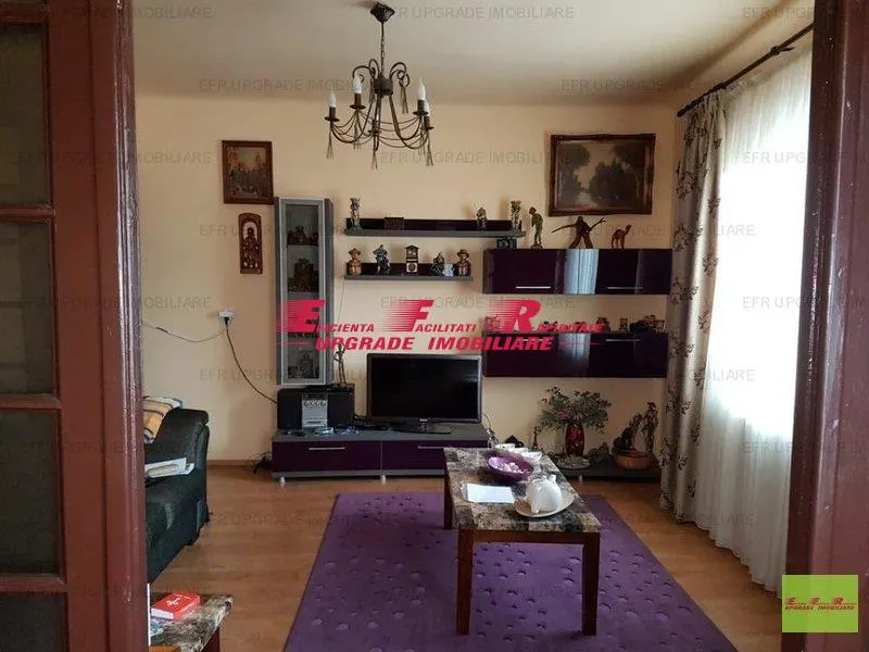 Casă 3 camere București - poza 1