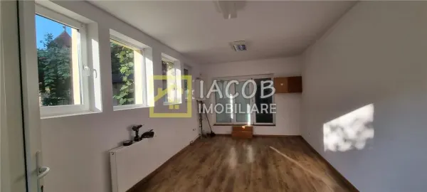 Spațiu comercial Bacău - poza 2