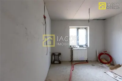 Casă 4 camere Itesti - poza 18