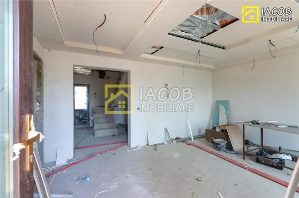 Casă 4 camere Itesti - poza 10