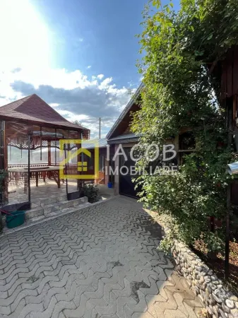 Casă 4 camere Itesti - poza 16