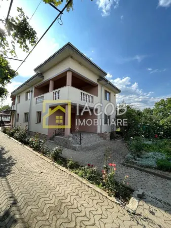 Casă 4 camere Itesti - poza 3