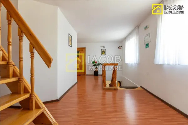 Casă 8 camere Dumbrava Rosie - poza 25