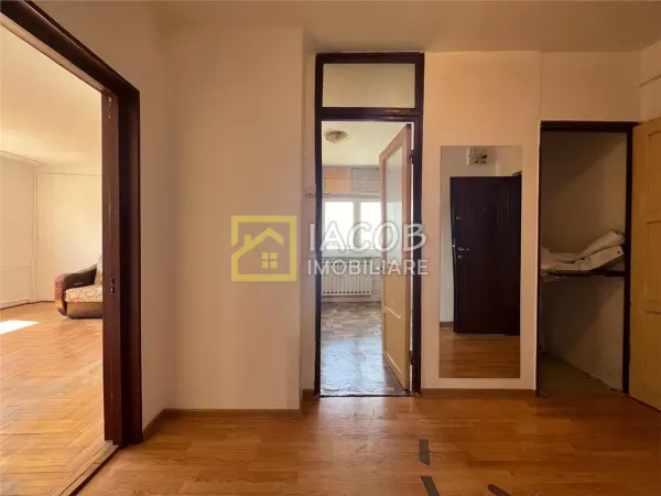 Apartament 3 camere Bacău - poza 5