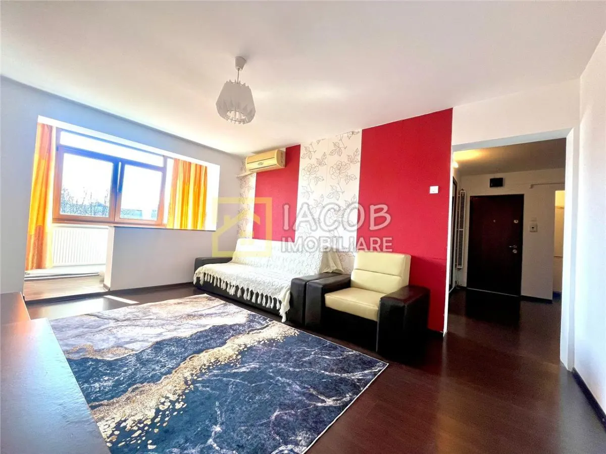 Apartament 3 camere Bacău - poza 1