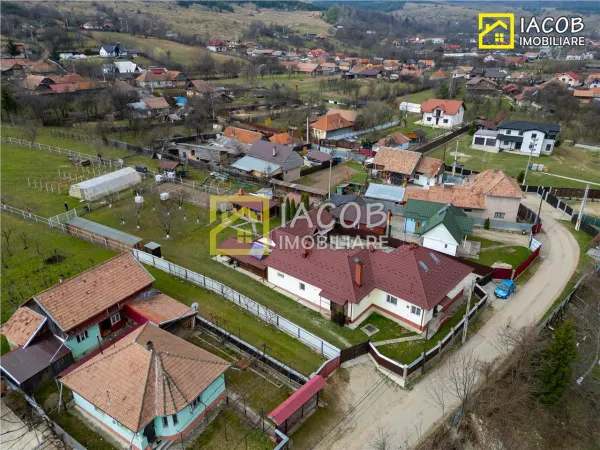 Casă 4 camere Comanesti - poza 4