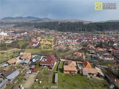 Casă 4 camere Comanesti - poza 6