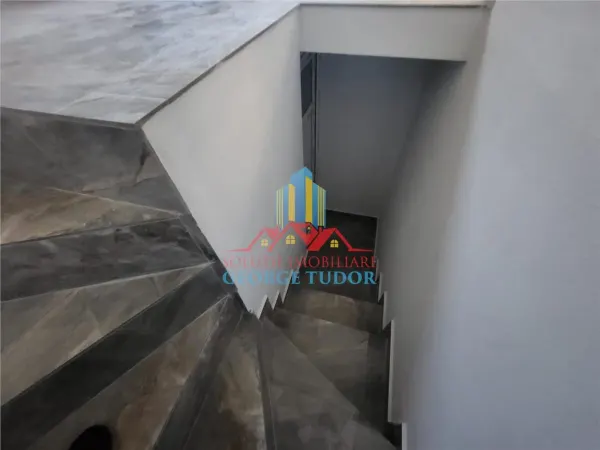 Casă 8 camere Malu Spart - poza 16
