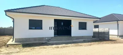 Casa Noua intre Martinesti si Odoreu | 90 mp Utili | 3 Dormitoare | Teren 350 mp | Incalzire in Pardoseala | 110.000 euro - Martinesti