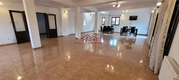 Casă 7 camere Cristian - poza 2