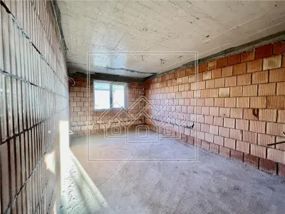 Casă 7 camere Cisnădie - poza 2