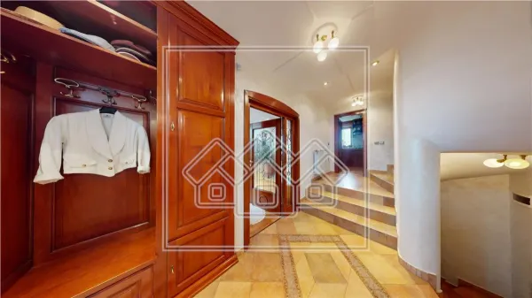 Casă 7 camere Sibiu - poza 12