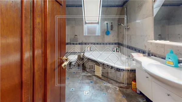 Casă 7 camere Sibiu - poza 44