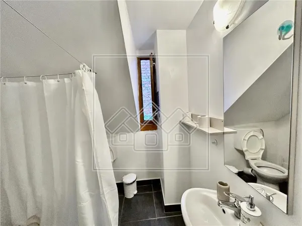 Casă 6 camere Sibiu - poza 10