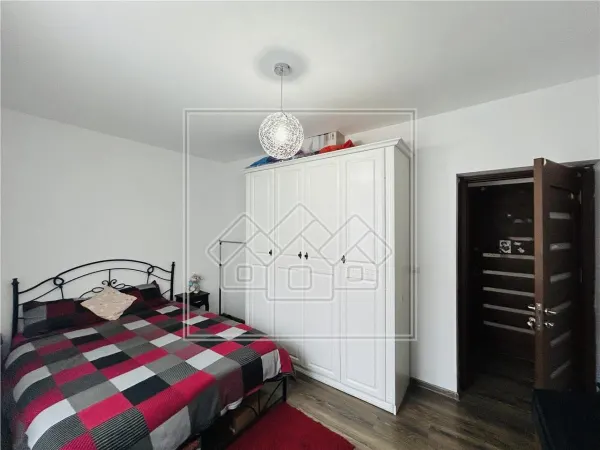 Apartament 3 camere Șelimbăr - poza 10