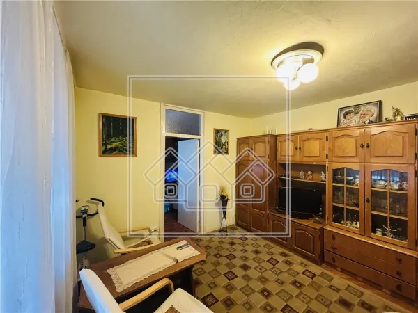 Apartament 3 camere Sibiu - poza 1