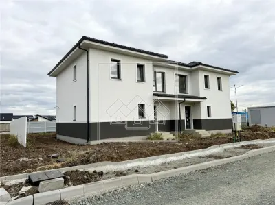 Casa cu 4 camere, 102 mp utili, teren 300 mp - Allegra Residence - Sura Mica