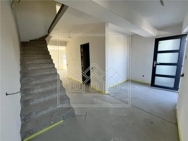 Casă 4 camere Sibiu - poza 14