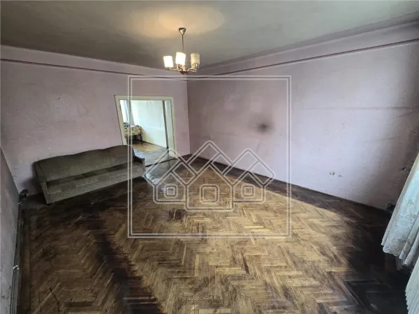 Casă 8 camere Sibiu - poza 17