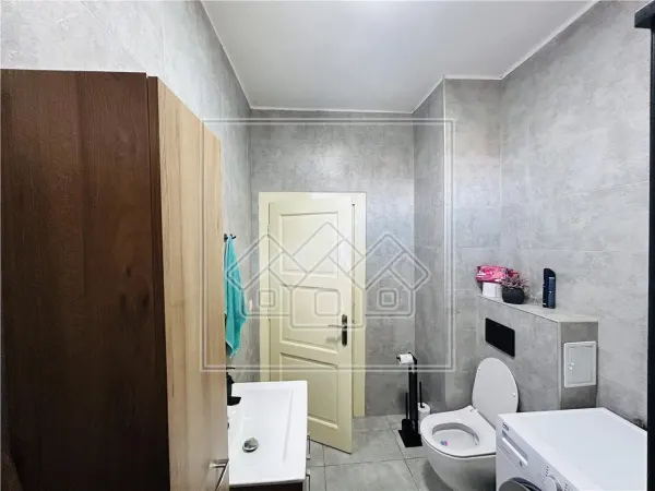 Casă 8 camere Sibiu - poza 30