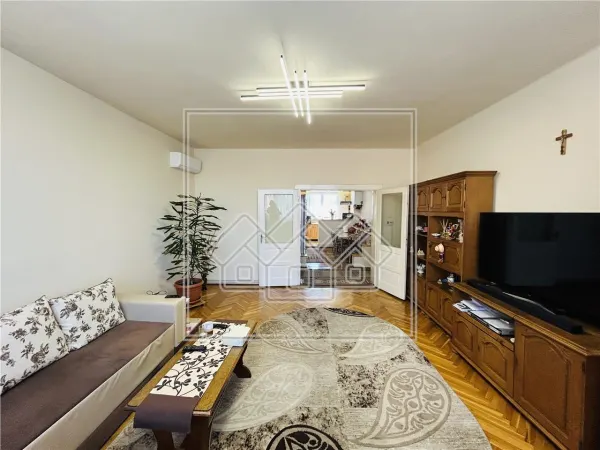 Casă 8 camere Sibiu - poza 43