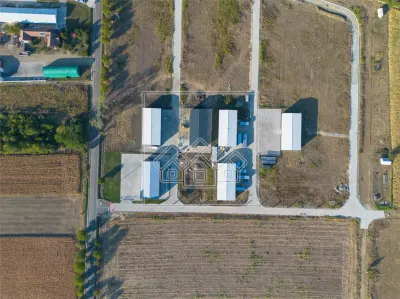 Hala industriala de inchiriat 528 mp, pe un teren de 1738mp| Acces TIR - Sura Mica