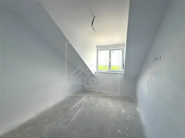 Apartament 4 camere Sibiu - poza 4