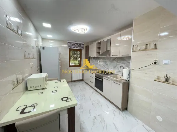 Apartament 3 camere Ploiești - poza 11