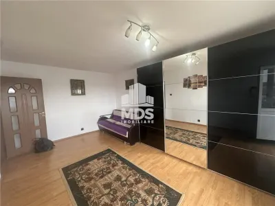 Decomandat cu 2 balcoane, et 3, mobilat, linga Shopping City - Timisoara
