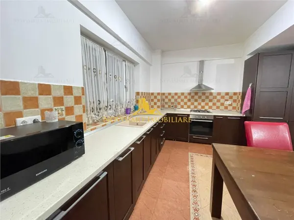 Apartament 3 camere Ploiești - poza 22