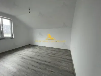 Casă 5 camere Strejnicu - poza 17