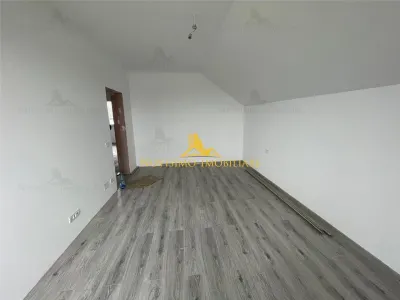 Casă 5 camere Strejnicu - poza 24