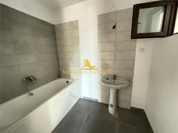 Apartament 3 camere Ploiești - poza 12