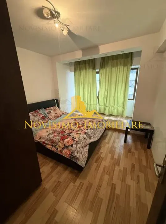Apartament 3 camere Ploiești - poza 1