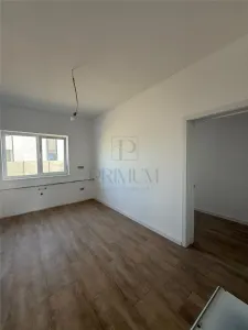 Casă 4 camere Moșnița Veche - poza 9