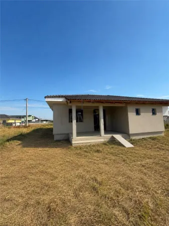 Casă 3 camere Moșnița Veche - poza 2