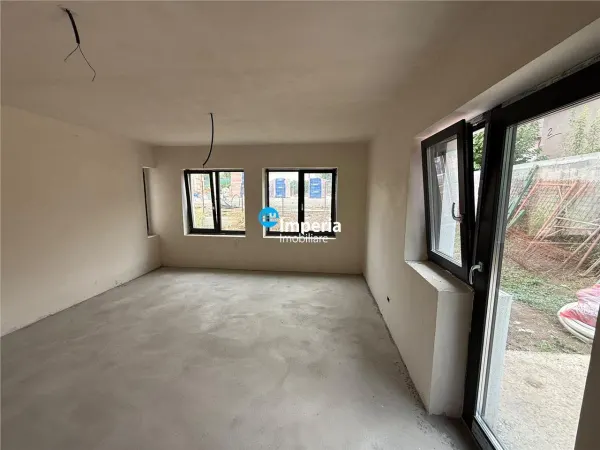 Casă 5 camere Rediu - poza 3