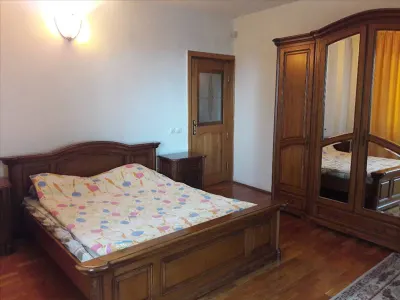Casă 7 camere Gageni - poza 7