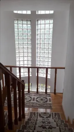 Casă 7 camere Gageni - poza 10