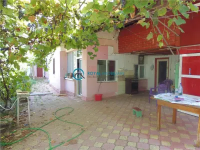Casă 5 camere Ploiești - poza 1