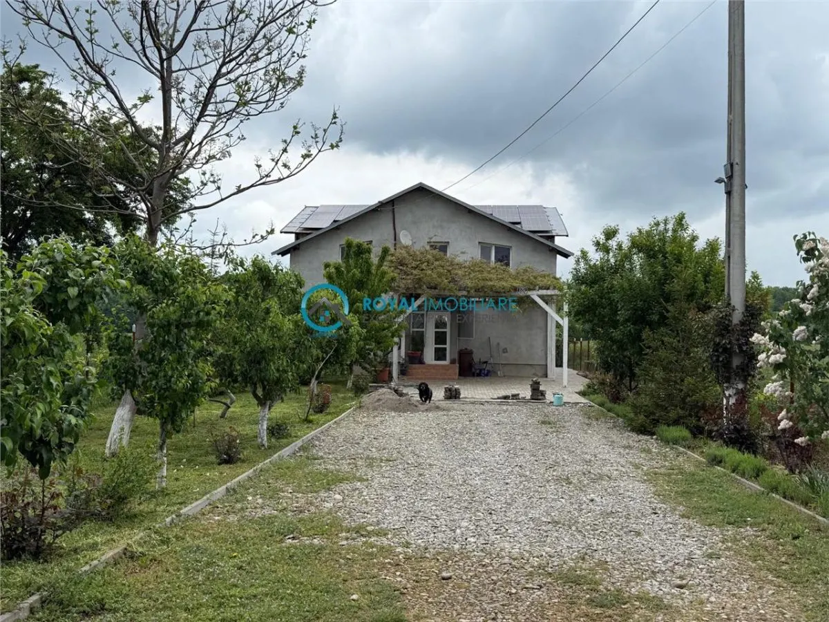 Casă 4 camere Cocorastii Colt - poza 1