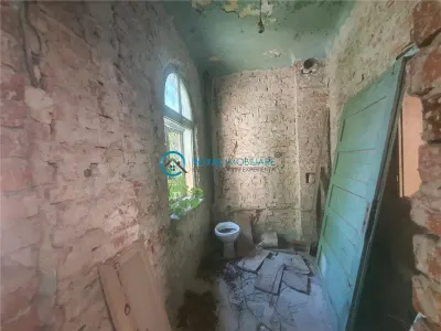 Casă 9 camere Ploiești - poza 12