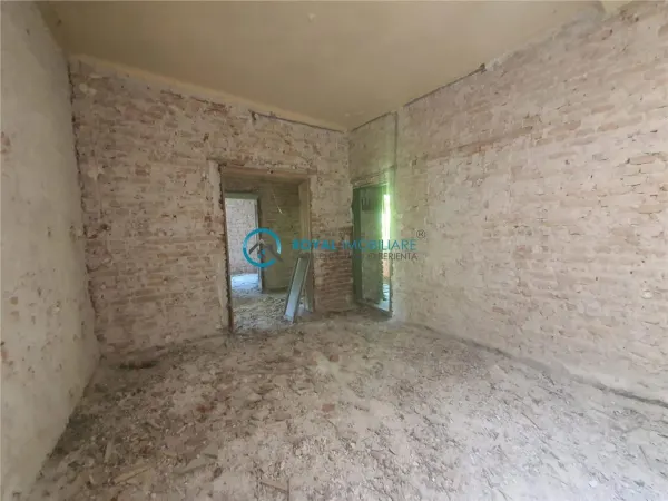 Casă 9 camere Ploiești - poza 13